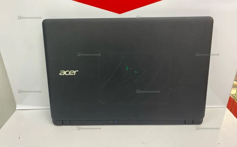 Ноутбук  Acer ES1-523-42D3