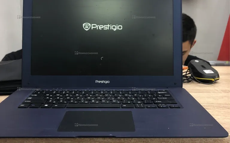Prestigio smart book