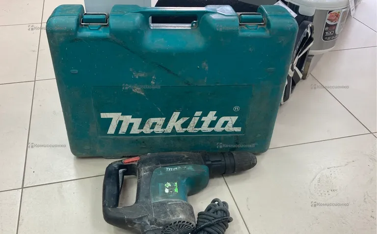 Перфоратор makita HR4001C