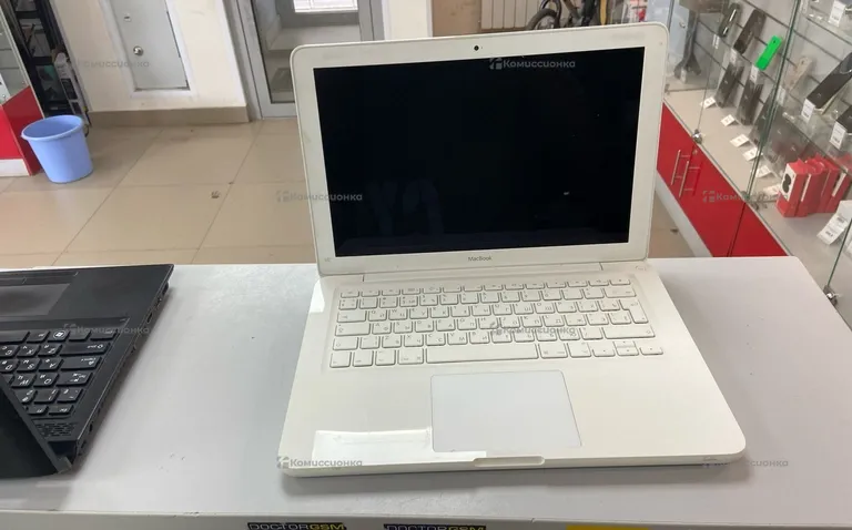 MacBook 13 2009(A1342)