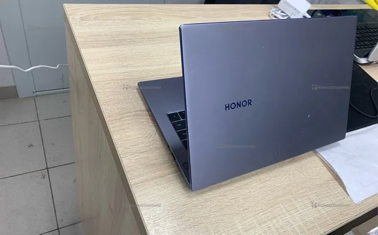 Ноутбук  HUAWEI NBLK-WAX9X