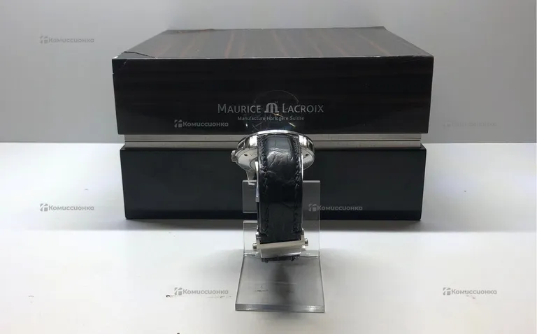 Часы  Maurice Lacroix