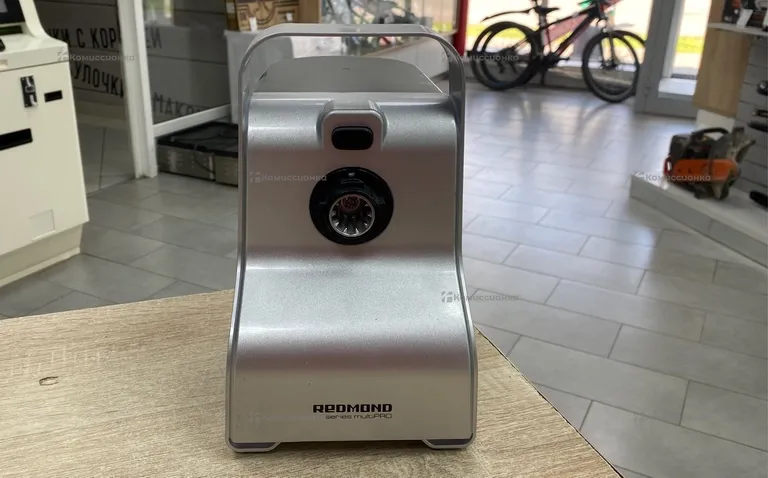 Мяорубка Redmond Rgm-1230-7