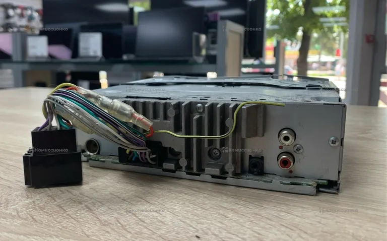 Автомагнитола  PIONEER DEH-1600UBG