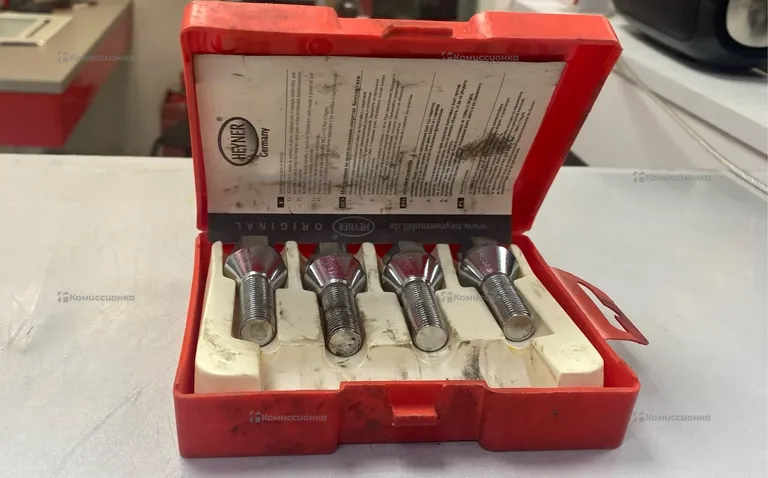 Heyner. болты для колеса 4шт