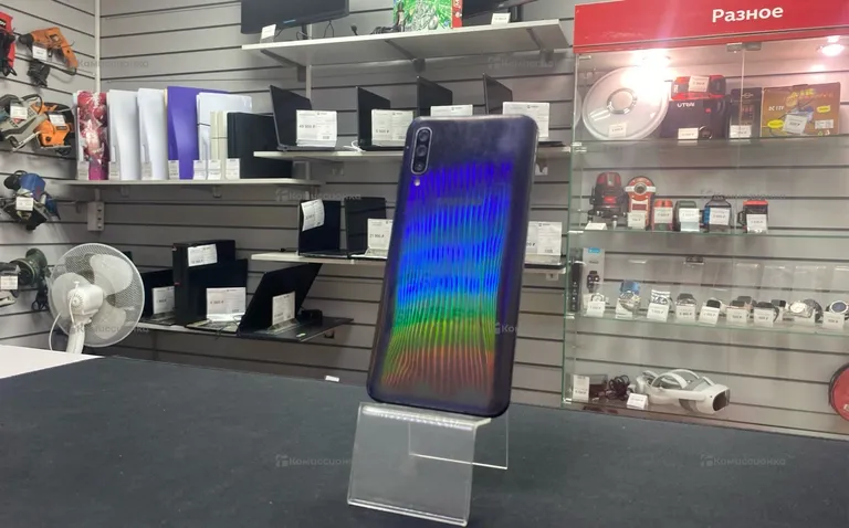 Samsung Galaxy A50 4/64Gb