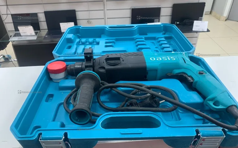 Перфоратор Oasis PR-80