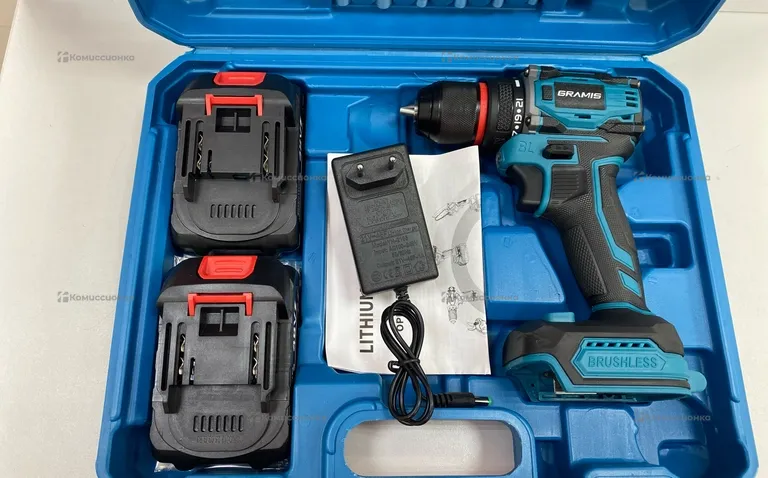 Бесщеточный шуруповерт Makita Gramis