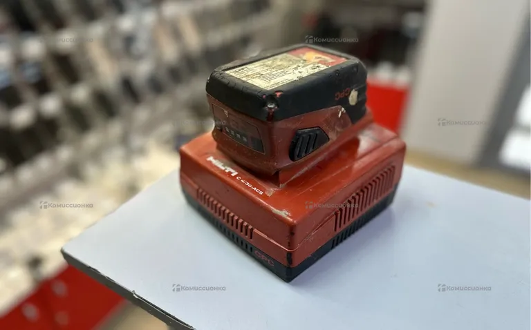 Зарядная станция Hilti C 4/36-ACS +АКБ CPC 22V 3.3