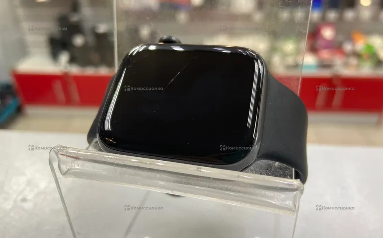 Часы Apple Watch SE Nike 44