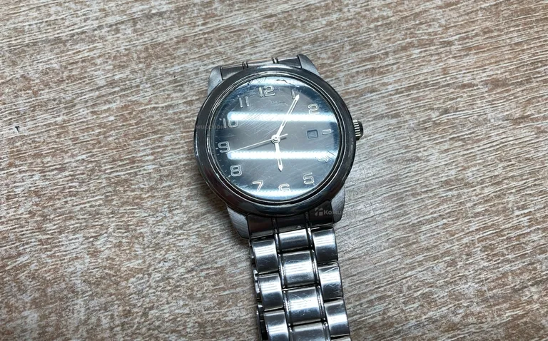 Часы CASIO QUARTZ 2784