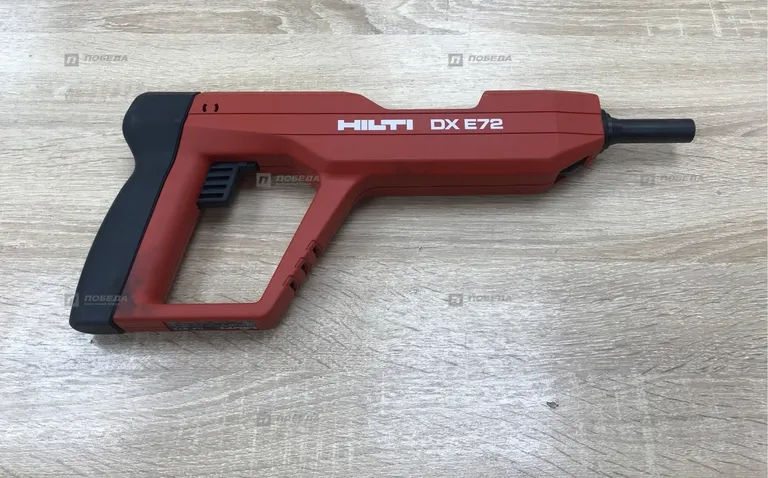 Пороховой пистолет Hilti dx e72