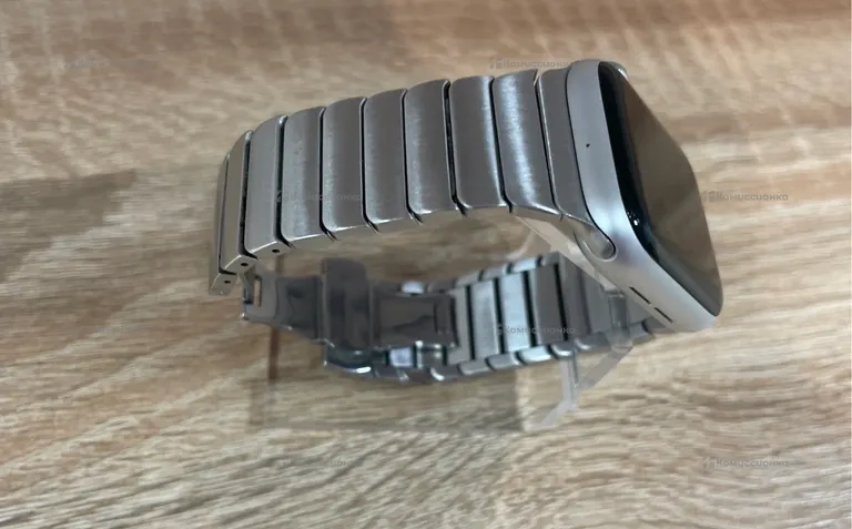 Часы  Apple Watch SE 40
