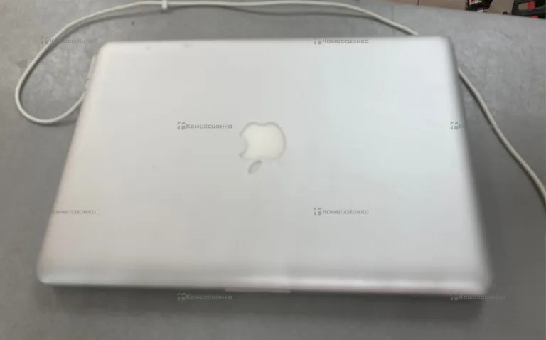 Ноутбук Apple MacBook Pro 13 2011