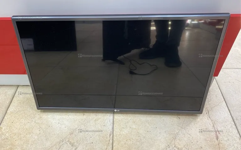 Телевизор LG 32LH570U