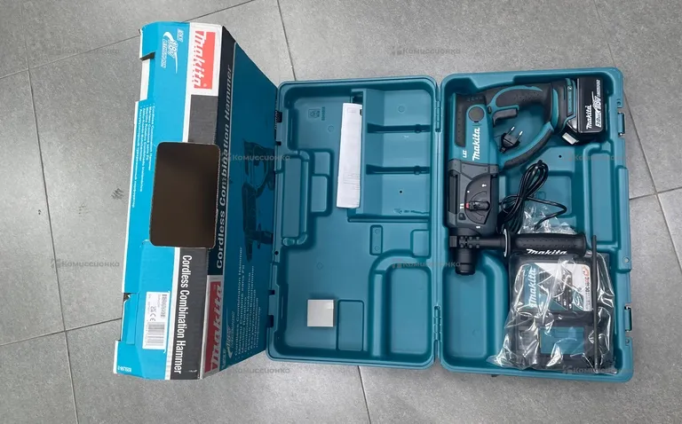 Аккумуляторнный перфоратор Makita DHR202