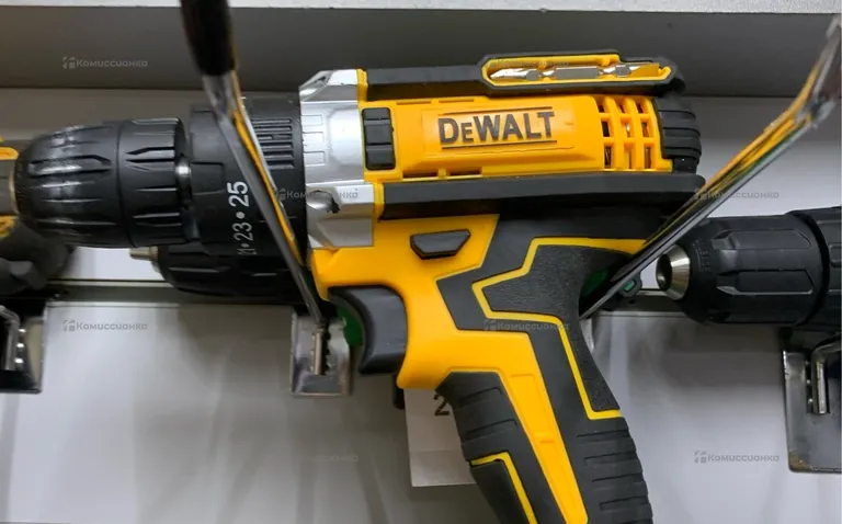 Китай dewalt