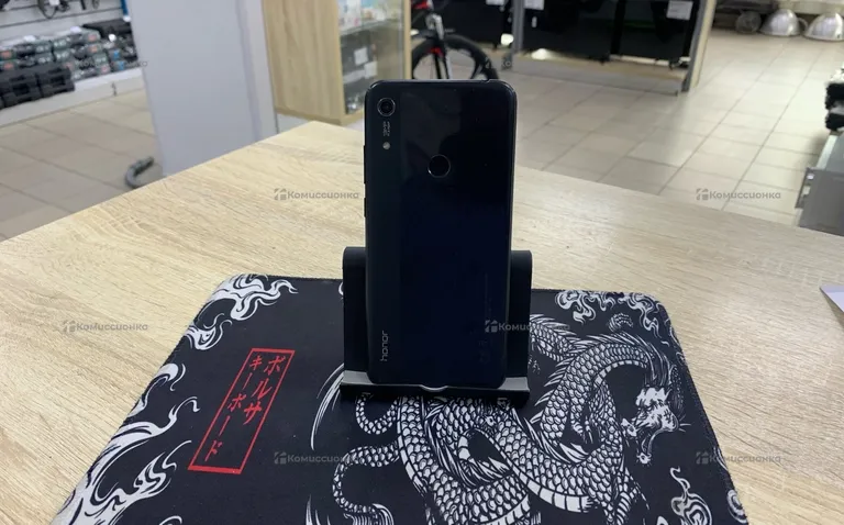 Honor 8A 2/32 ГБ