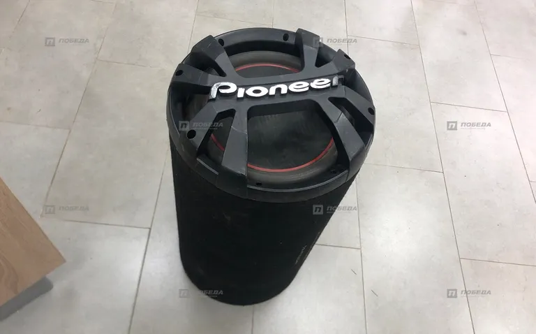 Автомобильный сабвуфер pioneer 1300w