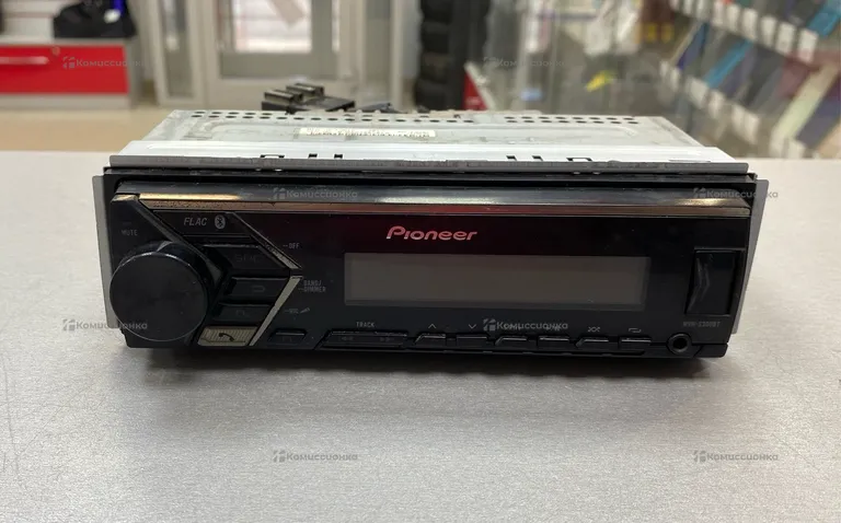 Автомагнитола Pioneer MVH-S300BT