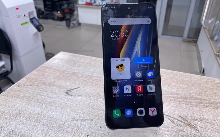 Tecno Pova 4 8/128GB