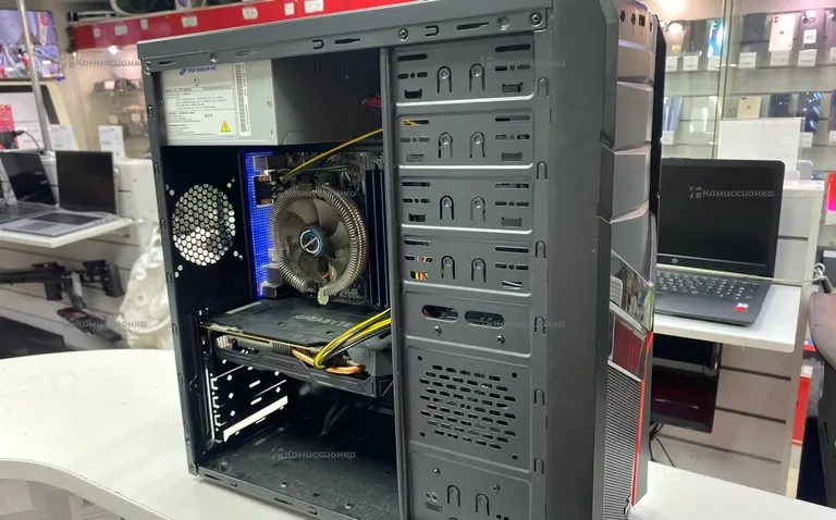 Системный блок  aerocool