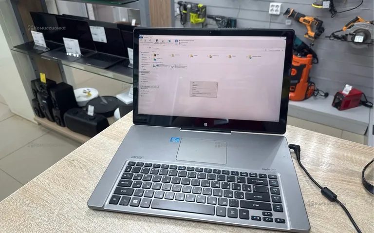 Ноутбук  Acer aspire r7-571g