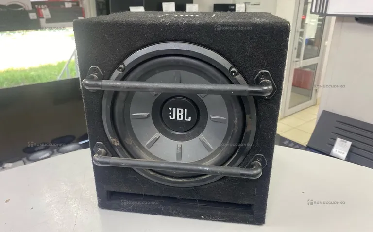 Сабвуфер  JBL 800ba