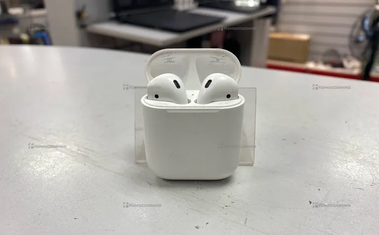 Наушники  AirPods