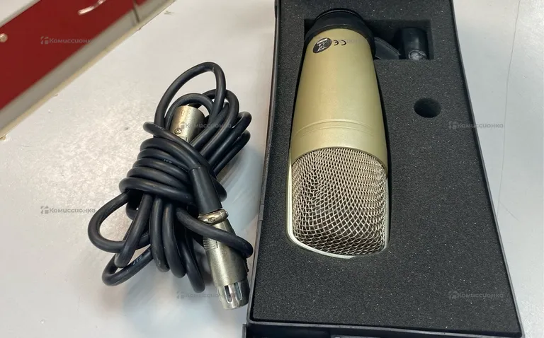 Микрофон Behringer