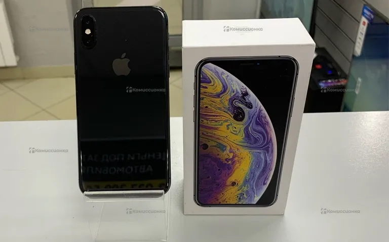Apple iPhone XS 64 ГБ