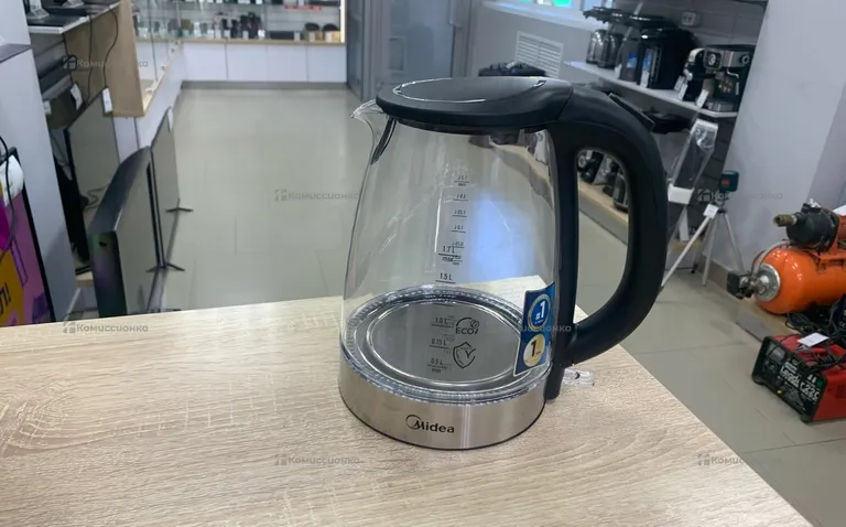 Чайник Midea MK-8016