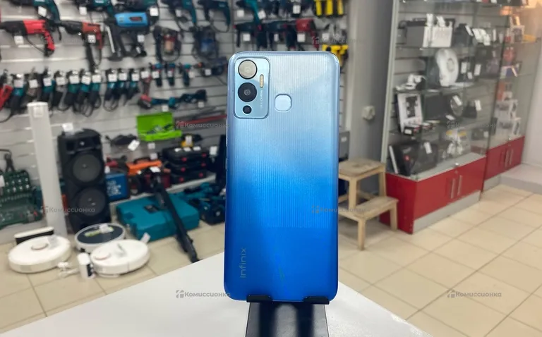Infinix HOT 12 Play 4/64 NFC