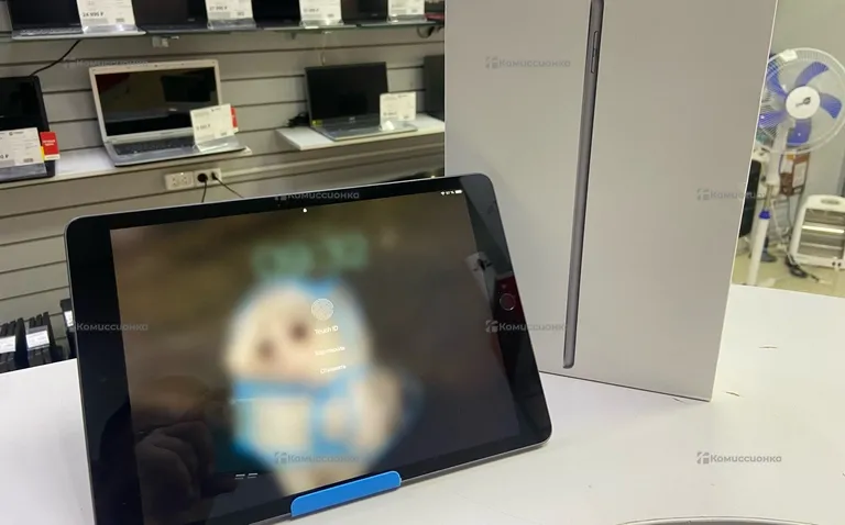Планшет Apple iPad 9 поколения 64gb