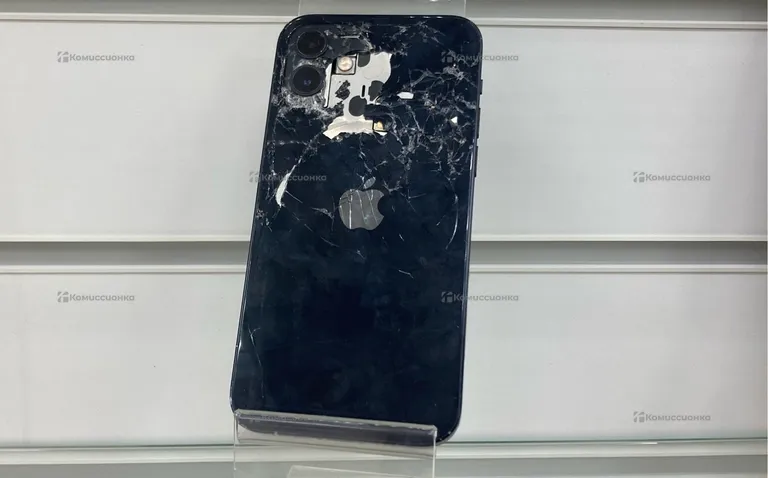 Apple iPhone 12 64 ГБ