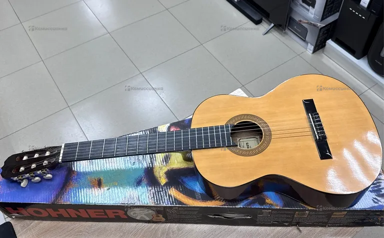Гитара Hohner HC 06