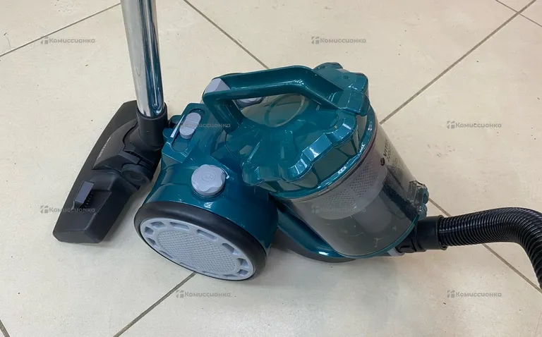 Пылесос  Vitek VT 8137 2200W