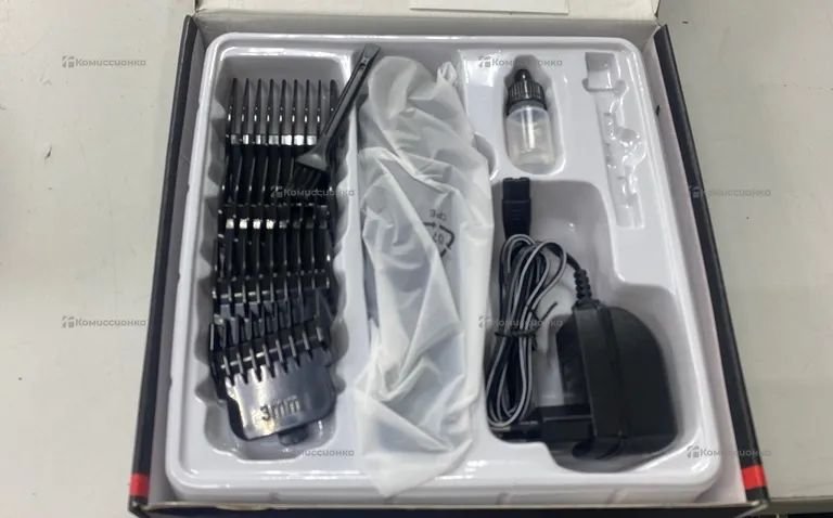 Машинка для стрижки Geemy GM-6053