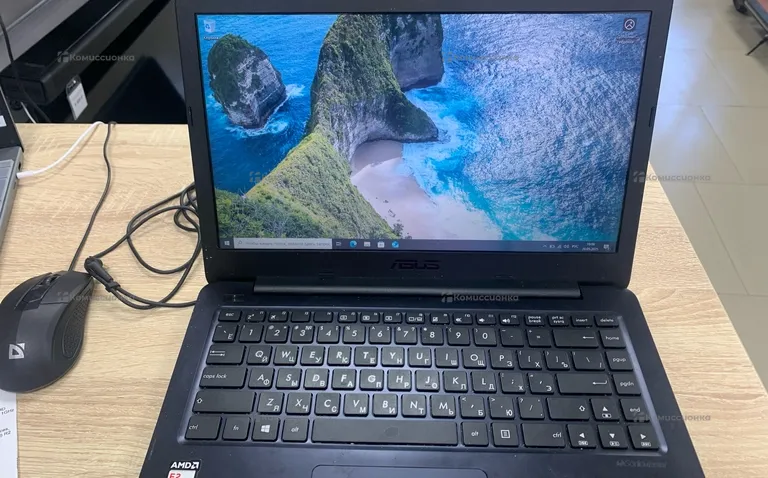 Ноутбук ASUs e14