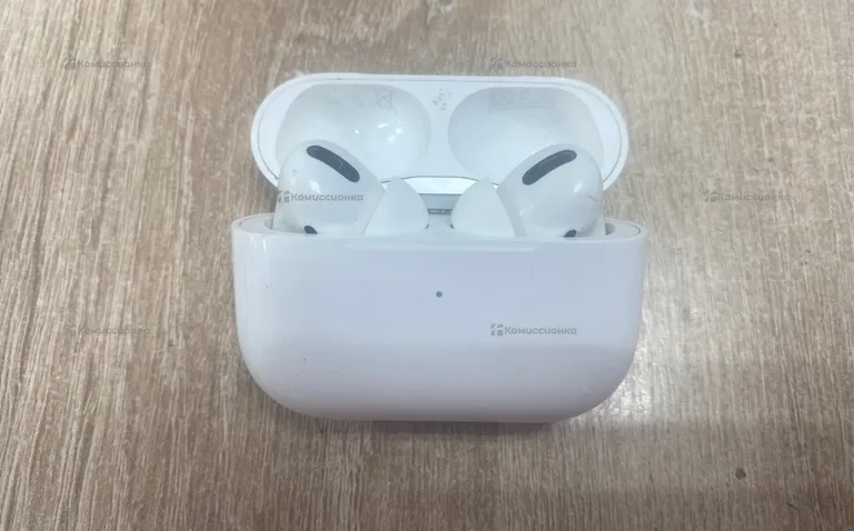 Наушники AirPods Pro