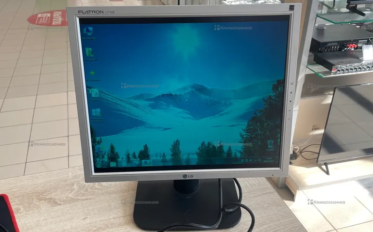 Монитор LG Flatron L1718S