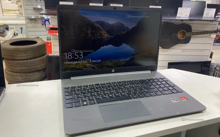 Ноутбук HP 15s-eq2024ur