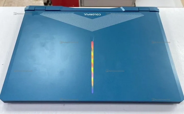 Ноутбук   COLORFUL P1523