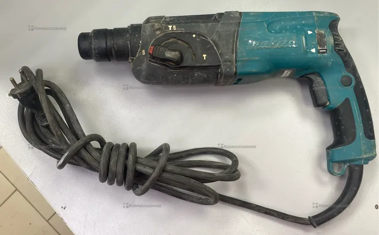 Перфоратор Makita HR2470 (peп)