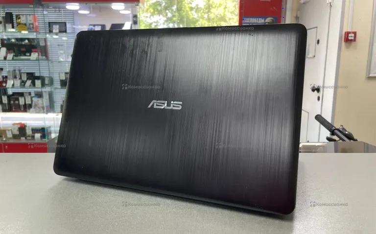 Ноутбук  ASUS VivoBook