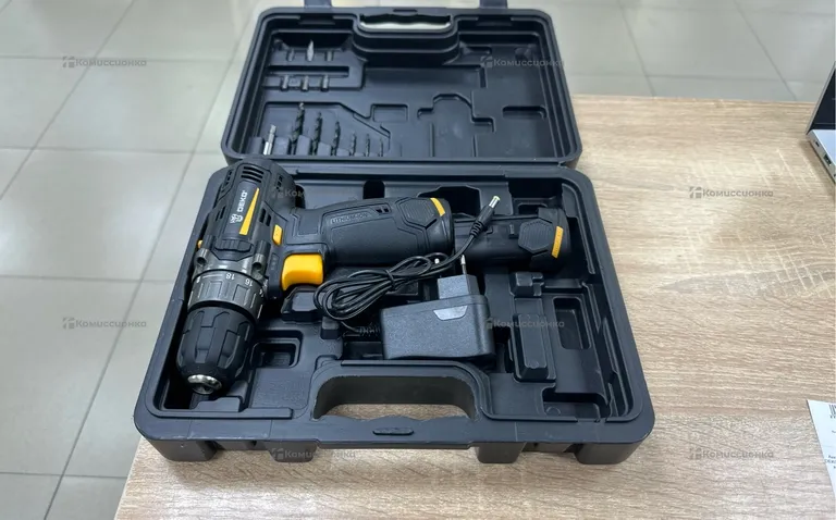 Аккумуляторная дрель-шуруповерт DEKO GCD12DU3 SET 4 в кейсе + оснастка 13 шт, 12В, 2х2.0Ач, з/у