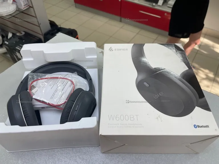Наушники Edifier W600BT