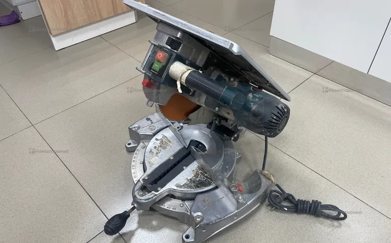 Пила торцовочная с протяжкой KLPRO KLGK1512