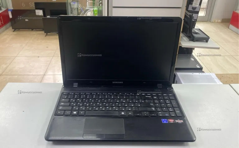 Ноутбук  Samsung  355E