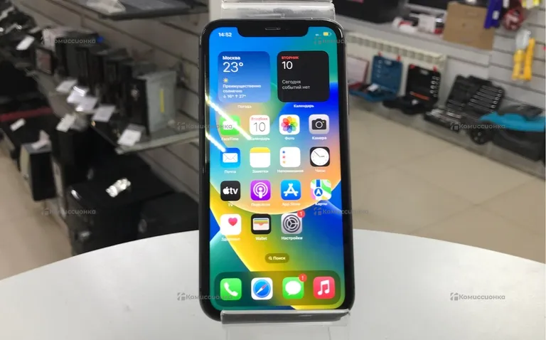 Apple IPhone 11 64 ГБ